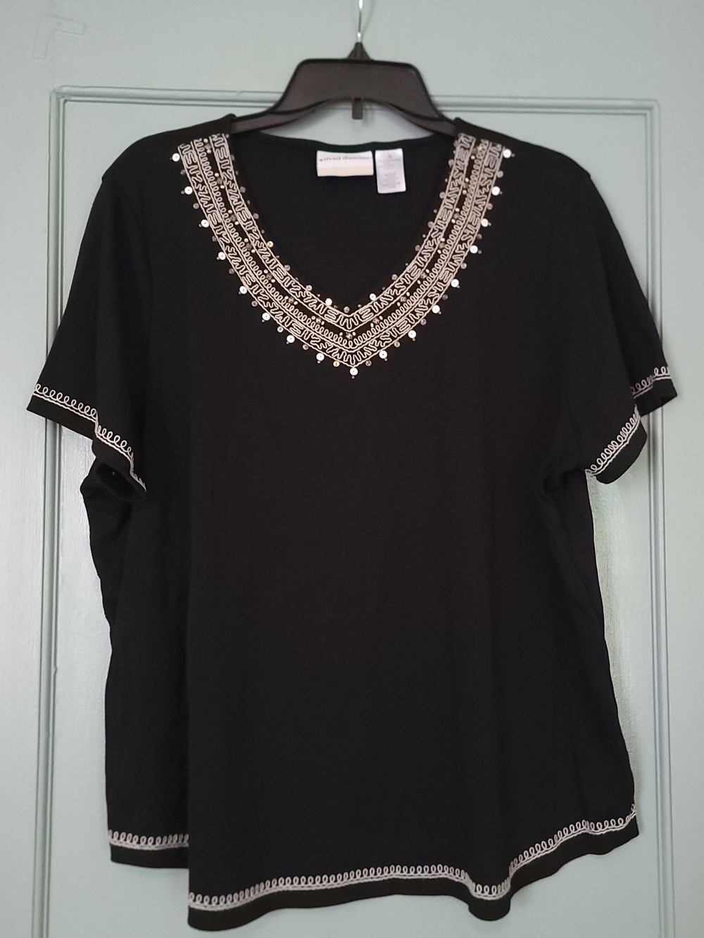 Alfred Dunner Embroidered V-Neck Black Women's Top